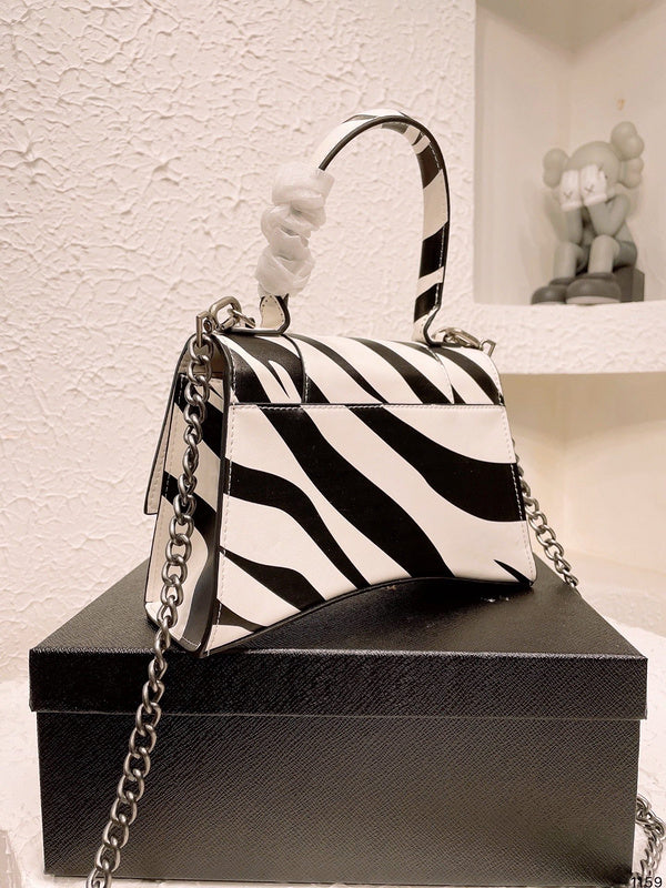 Luxurious Totes - BGA2 Bags - 153