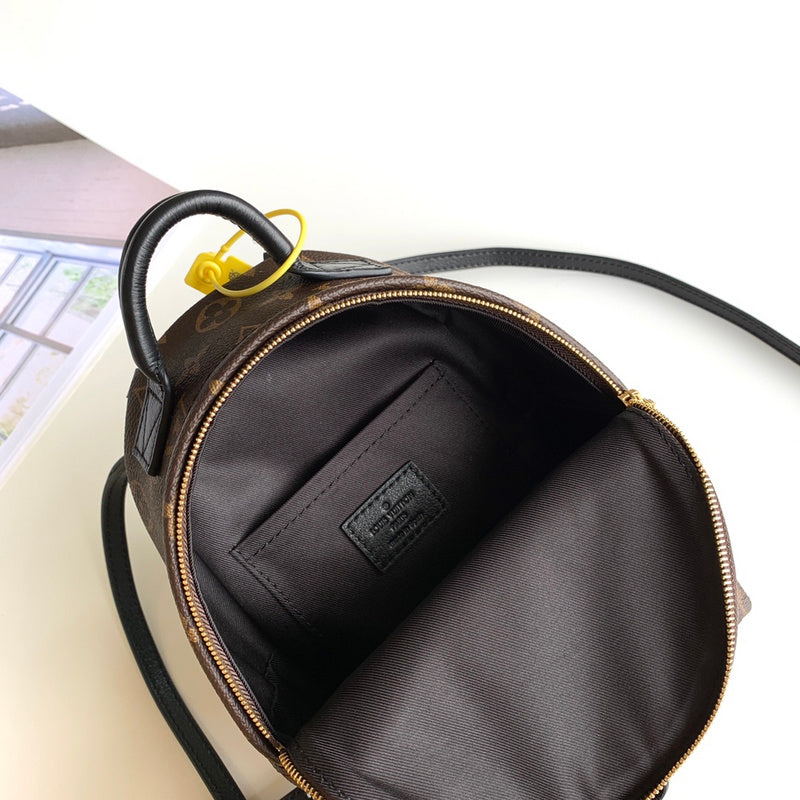 LOV - Luxurious Totes - 2028