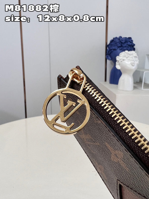 LOV - Luxurious Totes - 571