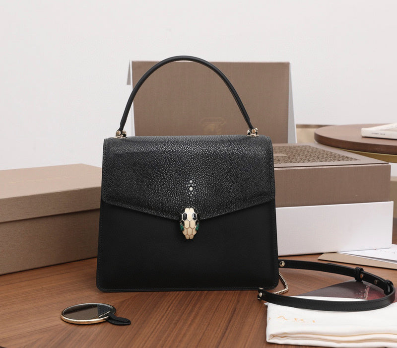 Luxurious-Totes - BVLGA Bags - 378