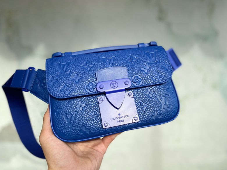 LOV - Luxurious Totes - 2293