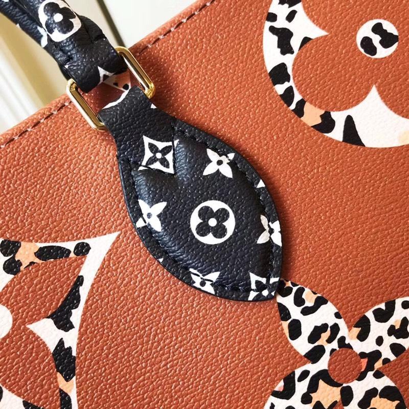 LOV - Luxurious Totes - 383