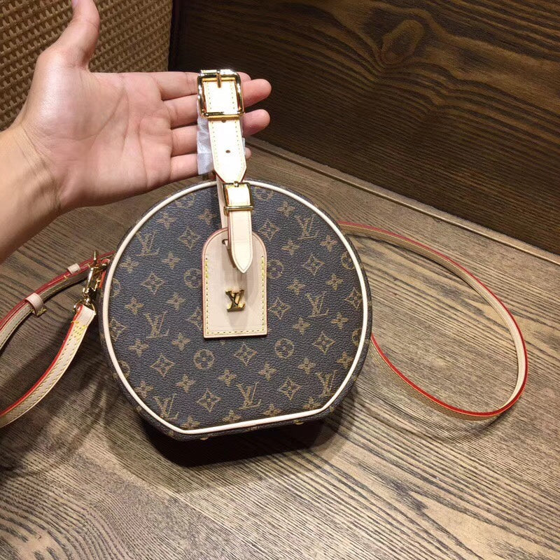 LOV - Luxurious Totes - 2767