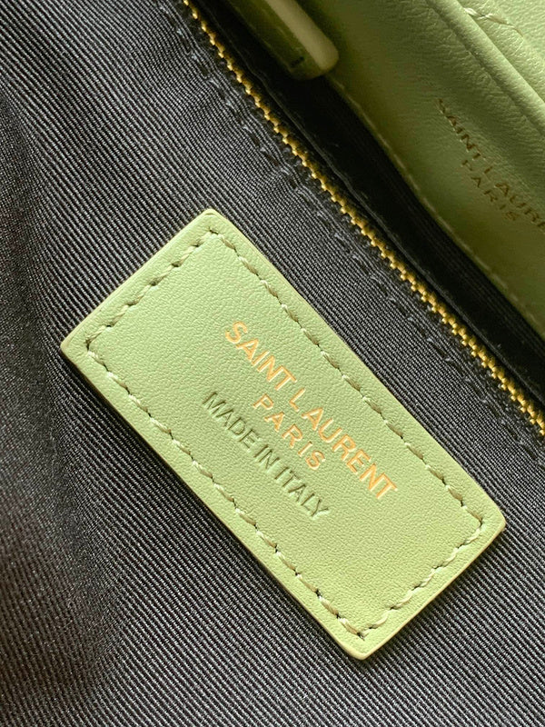 Luxurious Totes - Latest - 8137