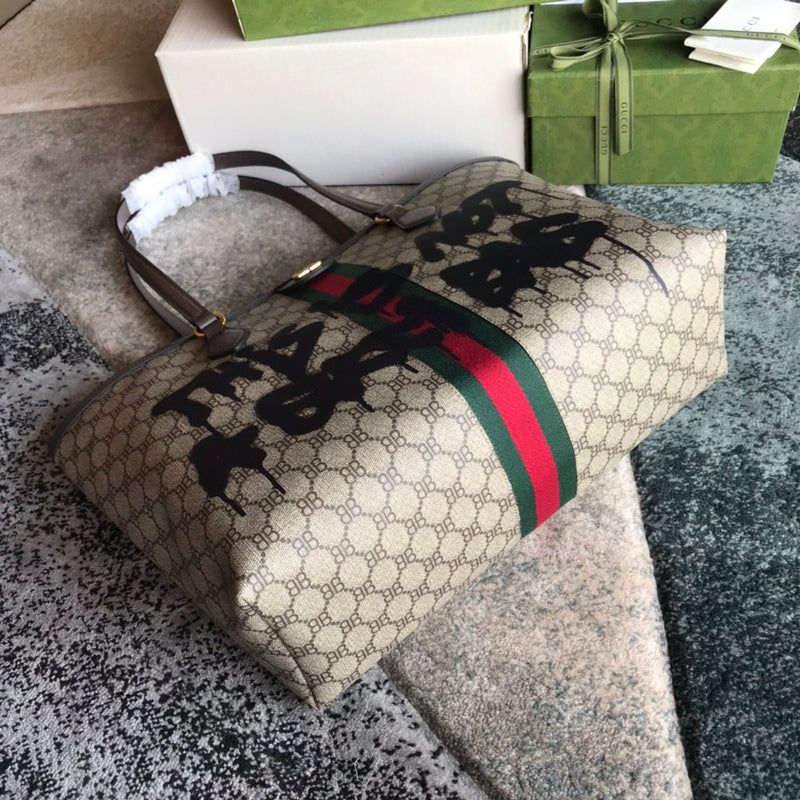 GUI - Luxurious Totes - 1248