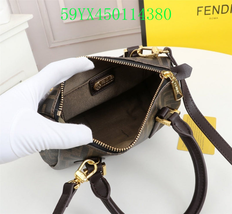 GC - Shoulder - 3473