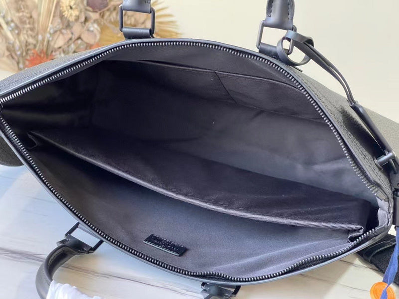 LOV - Luxurious Totes - 1748