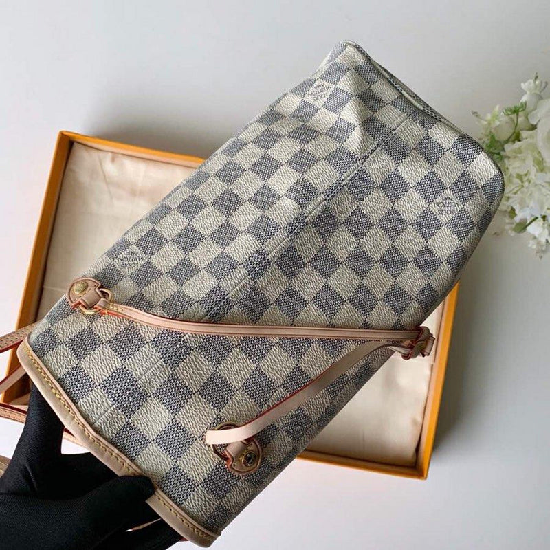 LOV - Luxurious Totes - 381
