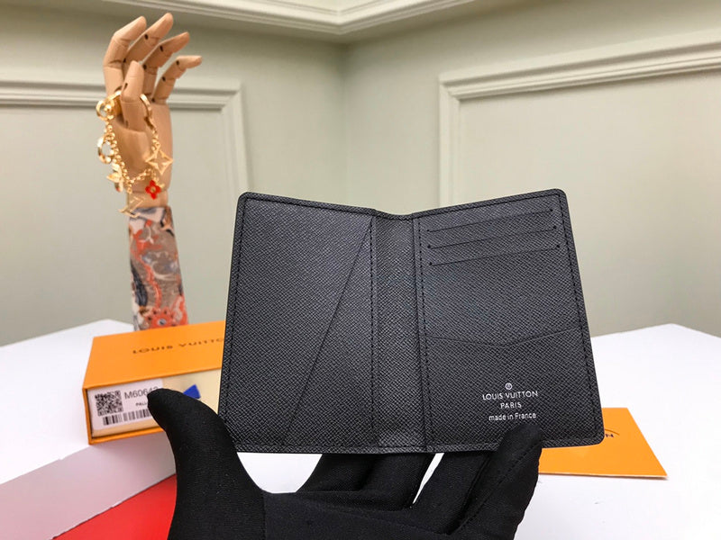 Luxurious Totes - Latest - 682