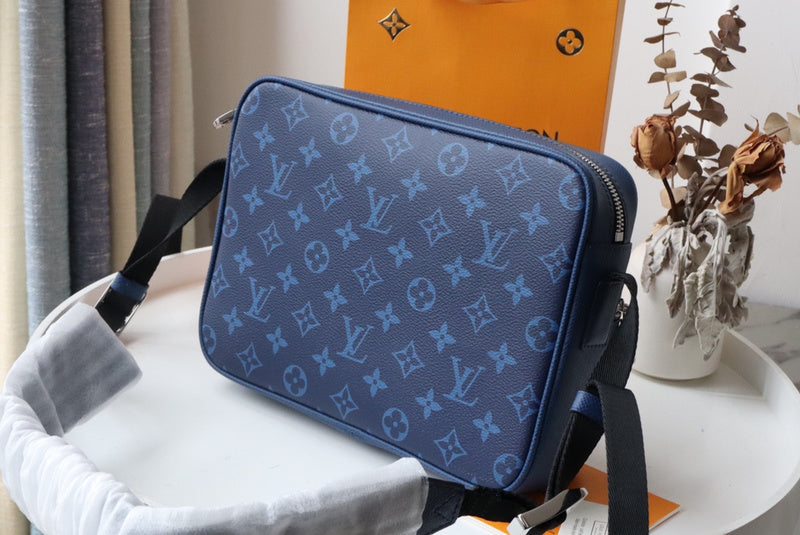LOV - Luxurious Totes - 1713