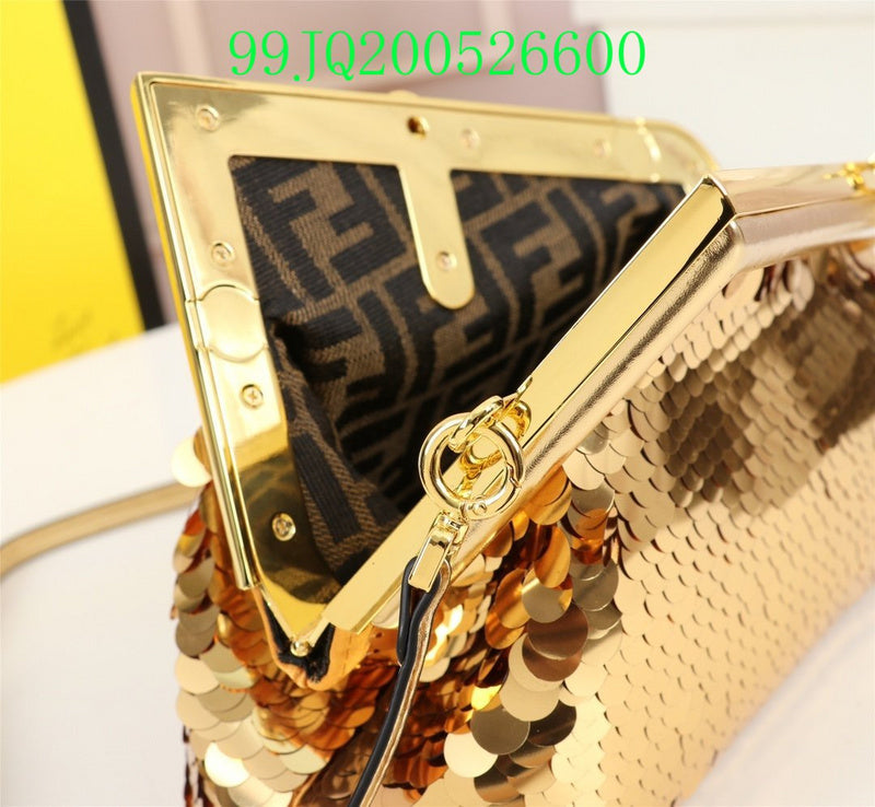 GC - Shoulder - 3192