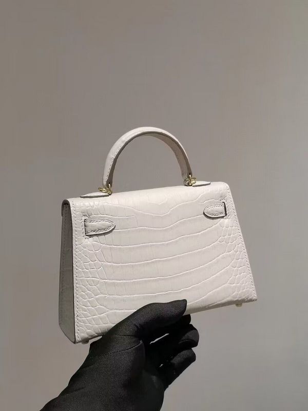 HMS - Luxurious Totes - 012