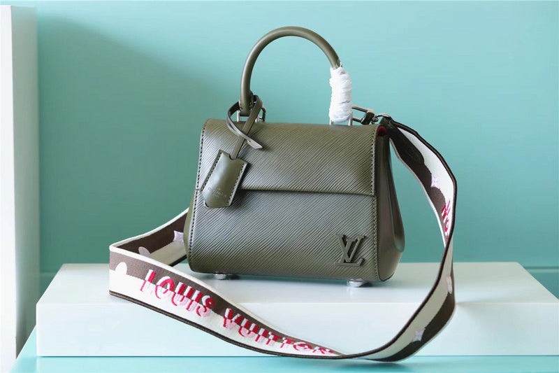 Lux-Totes - LOV Bags - 897