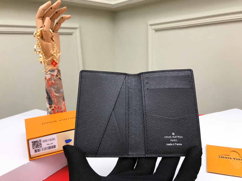 Luxurious Totes - Latest - 680