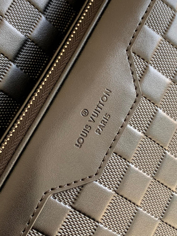 LOV - Luxurious Totes - 1932