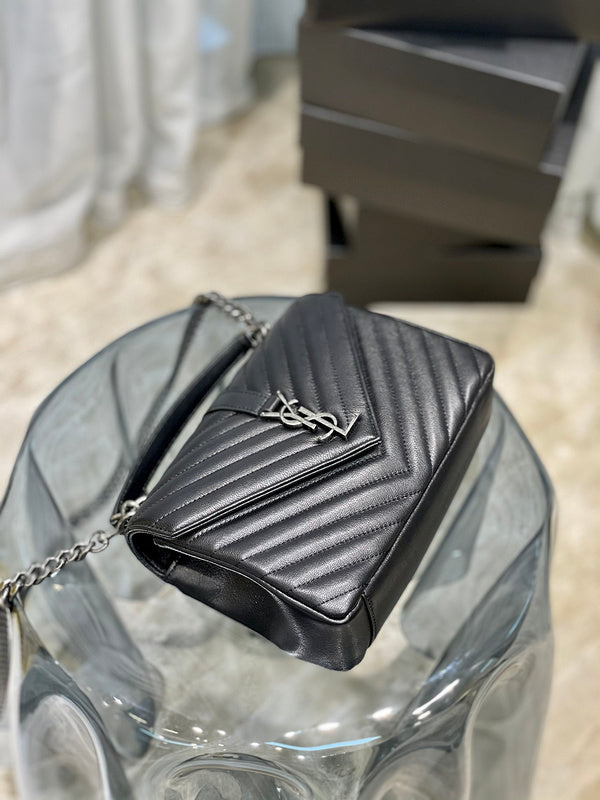 Luxurious Totes - Latest - 8418