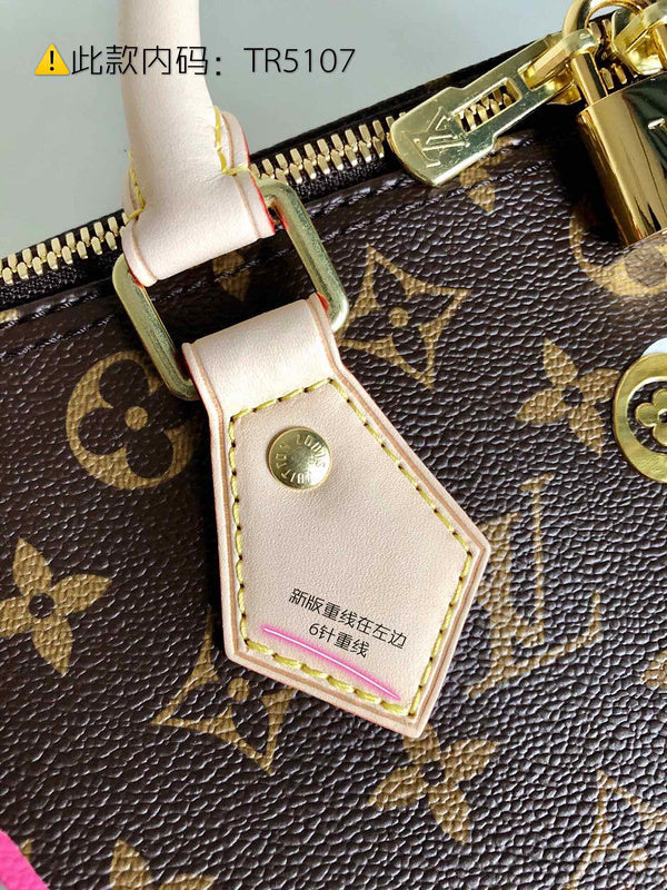 Luxurious Totes - Latest - 9720