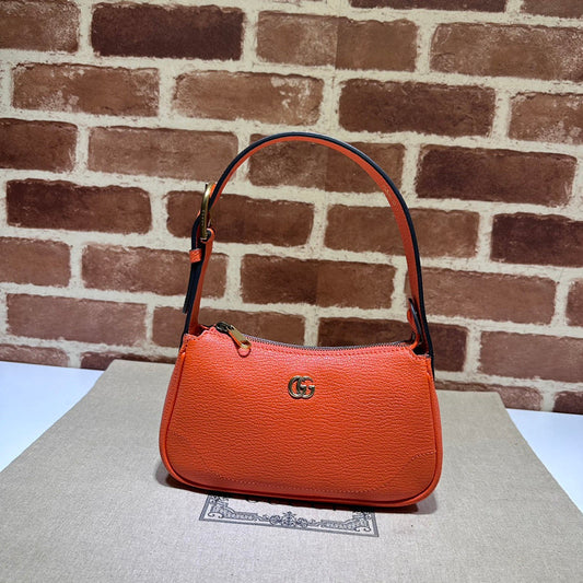 GUI - Luxurious Totes - 028