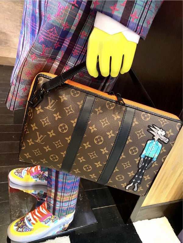 LOV - Luxurious Totes - 2598