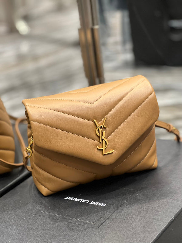 Luxurious Totes - Latest - 8272