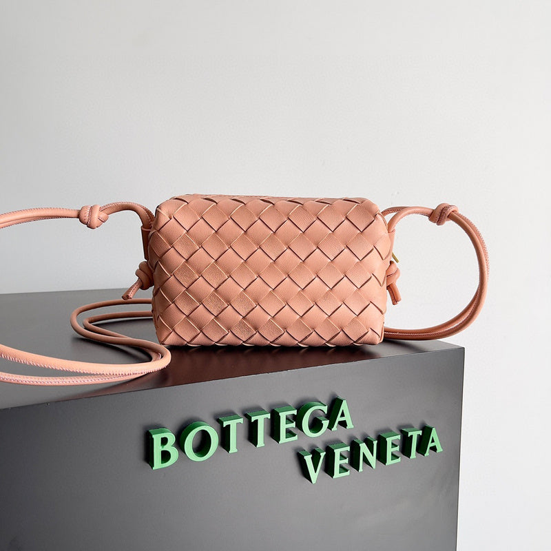 Luxurious-Totes - BV Bags - 2002
