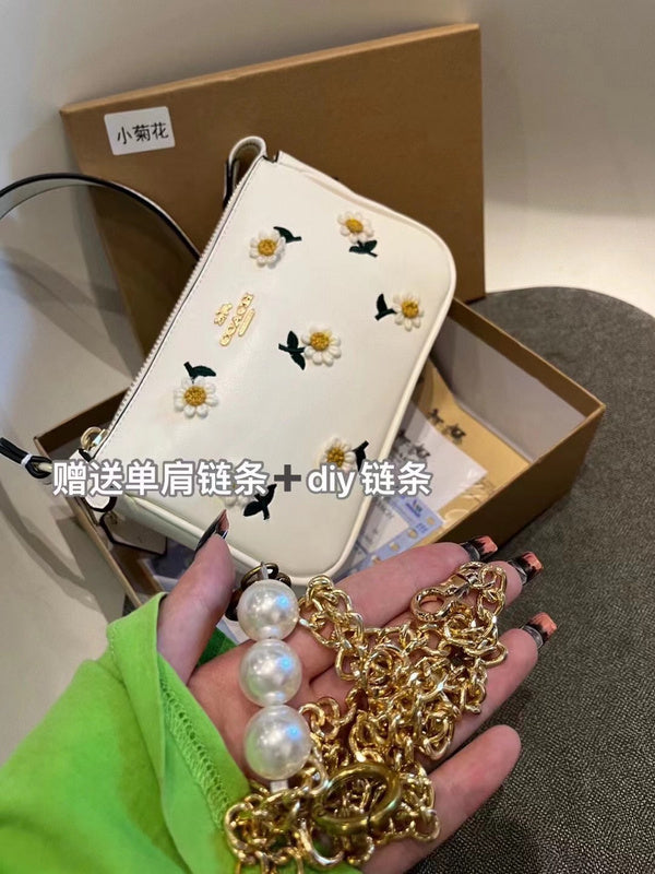 Luxurious Totes - CCH2 Bags - 114