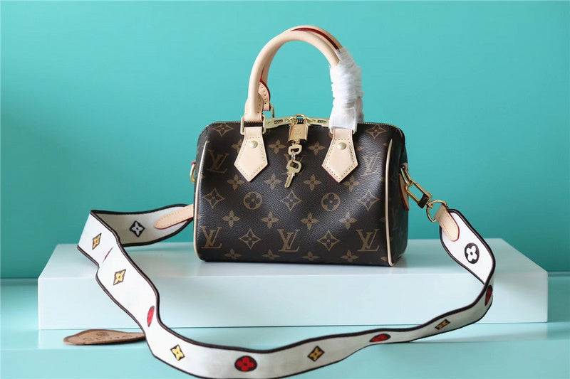 Lux-Totes - LOV Bags - 1162