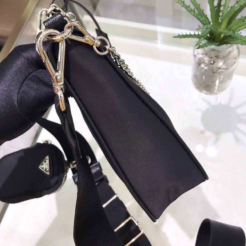 PDA - Luxurious Totes - 033