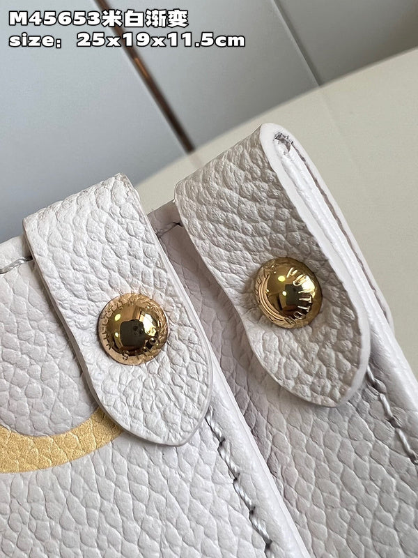 LOV - Luxurious Totes - 195