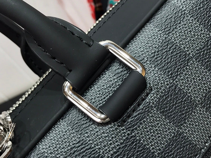 LOV - Luxurious Totes - 2421