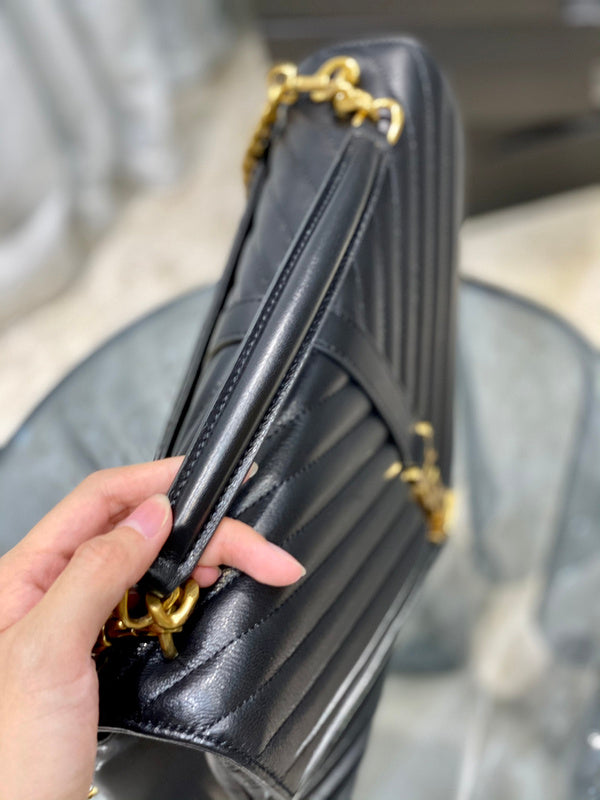 Luxurious Totes - Latest - 8415