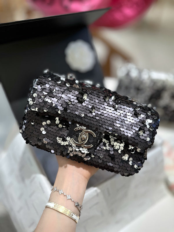 Luxurious Totes - CNL3 Bags - 105