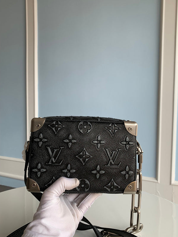 LOV - Luxurious Totes - 953