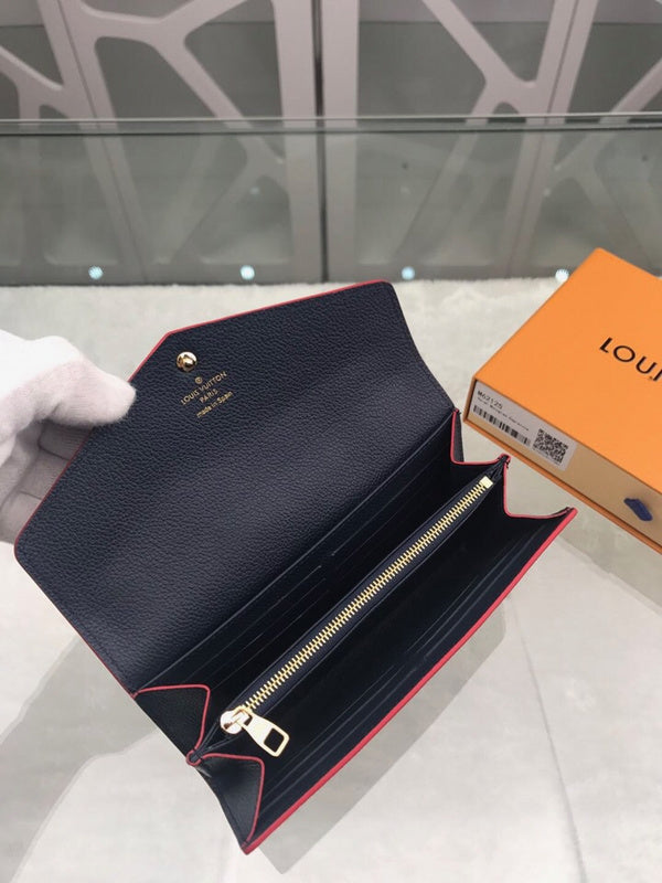 LOV - Luxurious Totes - 2158