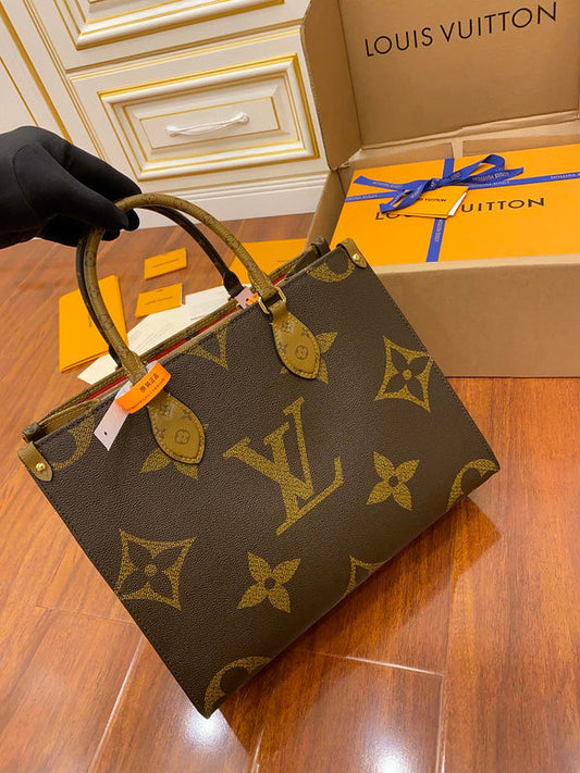 LOV - Luxurious Totes - 369
