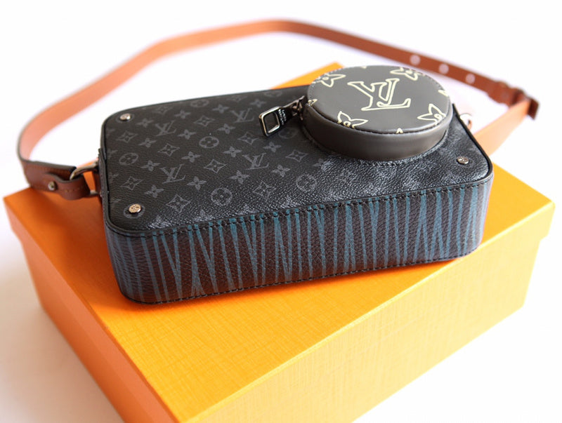 LOV - Luxurious Totes - 2287