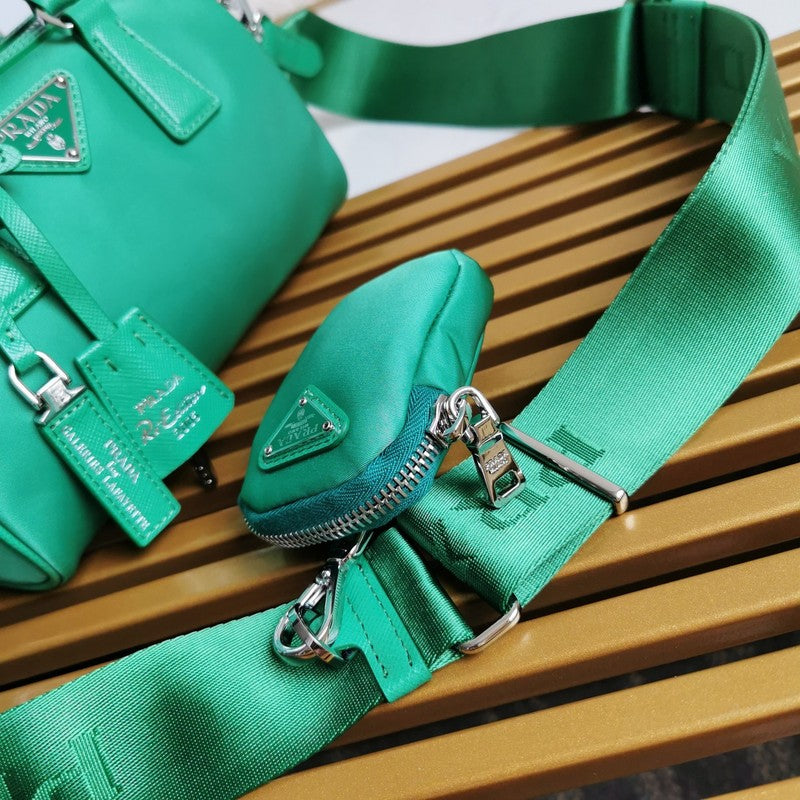 PDA - Luxurious Totes - 020