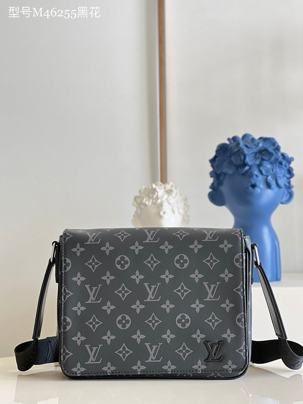 LOV - Luxurious Totes - 1205