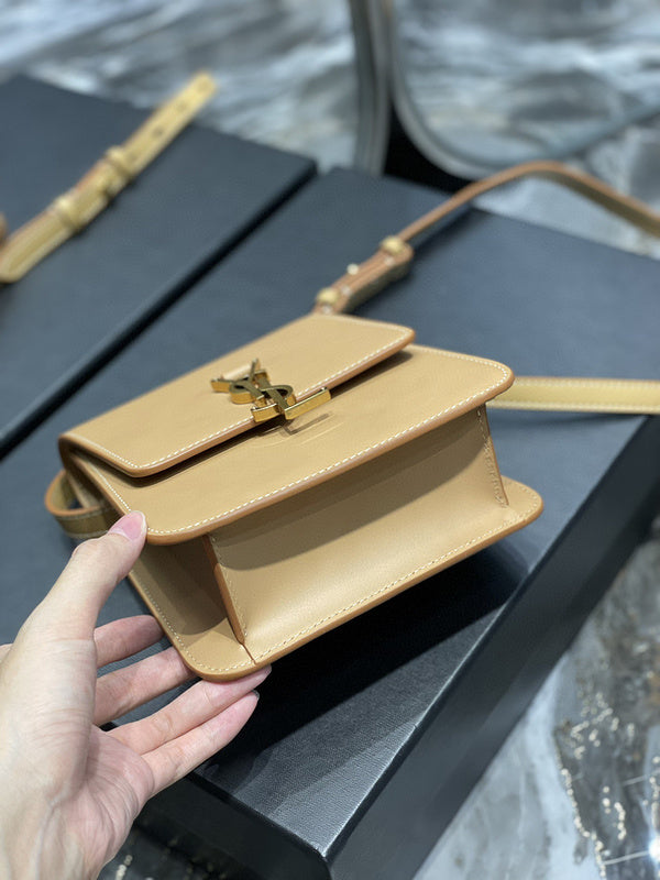 Luxurious Totes - Latest - 8746