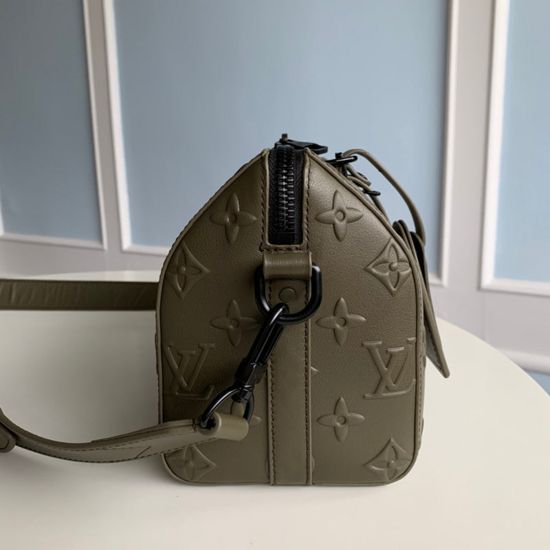 LOV - Luxurious Totes - 2378