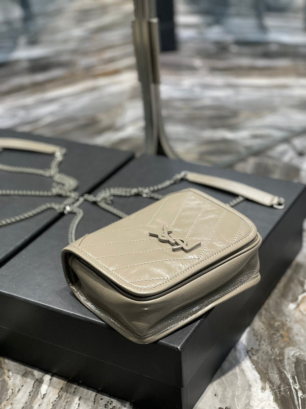 Luxurious Totes - Latest - 8385