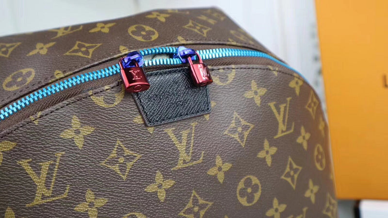 LOV - Luxurious Totes - 2773