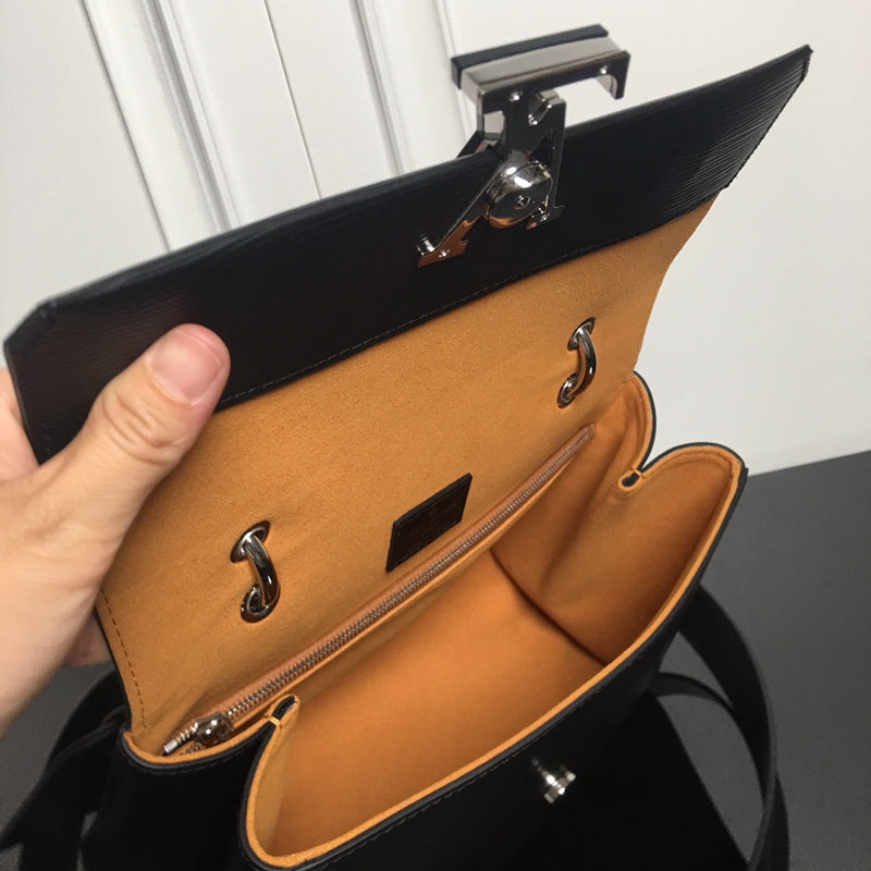 LOV - Luxurious Totes - 715