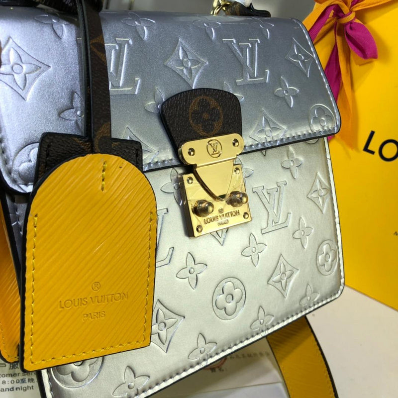 LOV - Luxurious Totes - 2740
