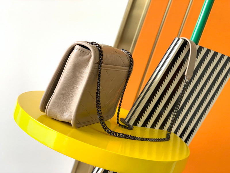Luxurious Totes - Latest - 8622