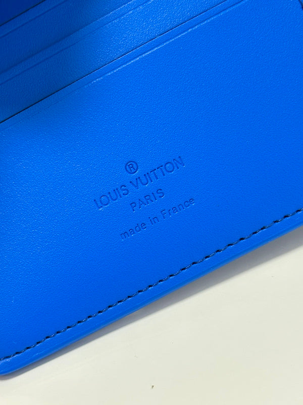 LOV - Luxurious Totes - 047