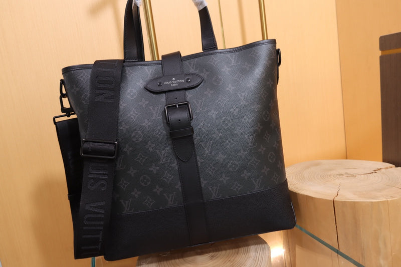 LOV - Luxurious Totes - 1572