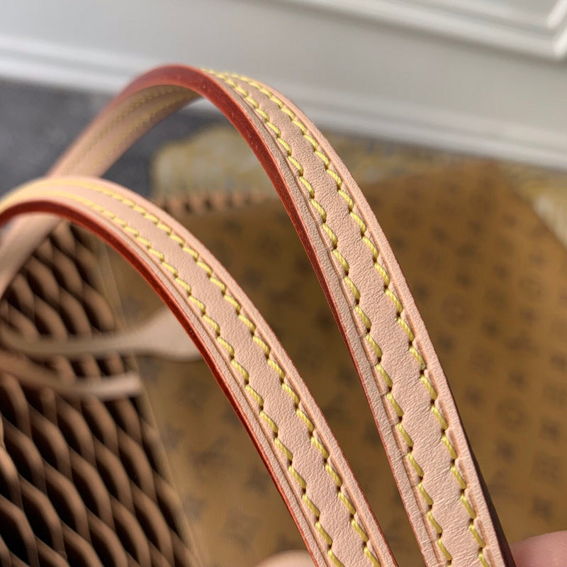 Luxurious Totes - Latest - 1544