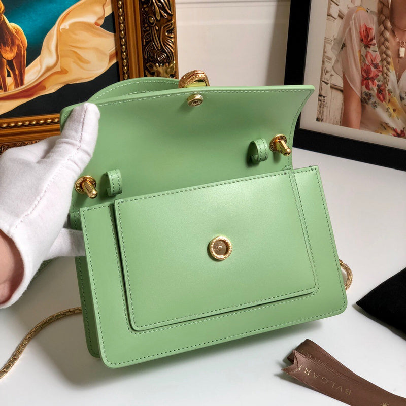 Luxurious Totes - Latest - 4900