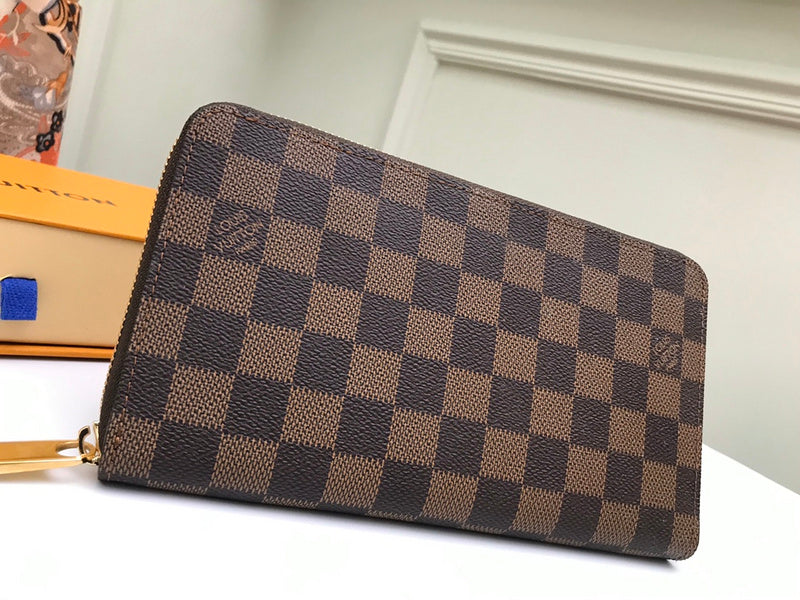 Luxurious Totes - Latest - 685